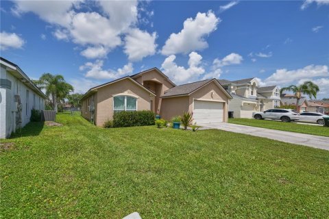 House in Orlando, Florida 3 bedrooms, 134.34 sq.m. № 2230199 - photo 3