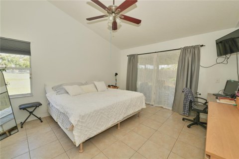 House in Orlando, Florida 3 bedrooms, 134.34 sq.m. № 2230199 - photo 20