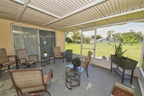 House in Orlando, Florida 3 bedrooms, 134.34 sq.m. № 2230199 - photo 16