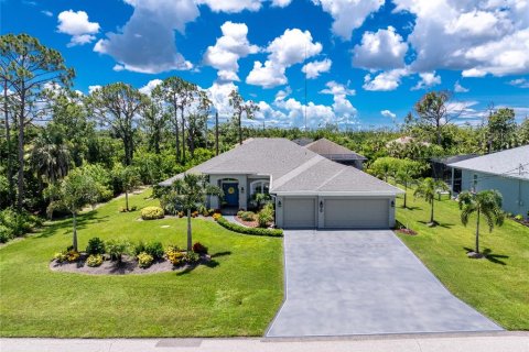 Casa en venta en Rotonda, Florida, 4 dormitorios, 211.26 m2 № 1807315 - foto 1