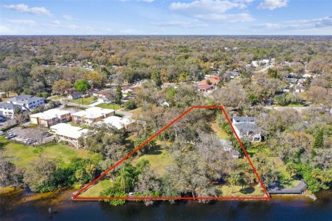 Casa en venta en Tampa, Florida, 2 dormitorios, 113.71 m2 № 1137130 - foto 1