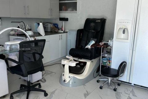 Villa ou maison à vendre à Miami Gardens, Floride: 2 chambres, 97.55 m2 № 1997752 - photo 20