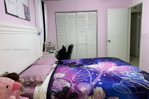 Villa ou maison à vendre à Miami Gardens, Floride: 2 chambres, 97.55 m2 № 1997752 - photo 14