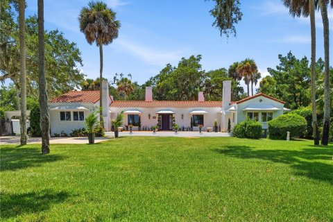 Villa ou maison à New Smyrna Beach, Floride 3 chambres, 301.93 m2 № 2219730