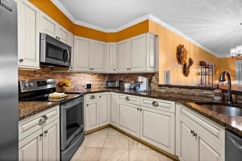 Condominio en venta en Saint Petersburg, Florida, 2 dormitorios, 106.37 m2 № 1679698 - foto 20