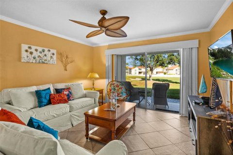 Condominio en venta en Saint Petersburg, Florida, 2 dormitorios, 106.37 m2 № 1679698 - foto 3