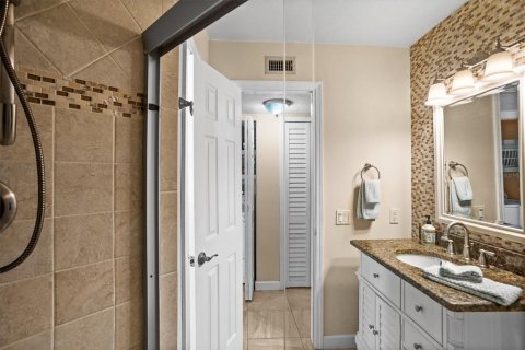 Condominio en venta en Saint Petersburg, Florida, 2 dormitorios, 106.37 m2 № 1679698 - foto 30