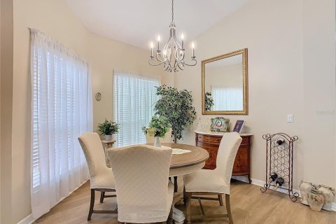 House in Winter Haven, Florida 2 bedrooms, 142.7 sq.m. № 1522634 - photo 13