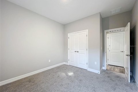 House in Lehigh Acres, Florida 4 bedrooms, 137.96 sq.m. № 1767732 - photo 22