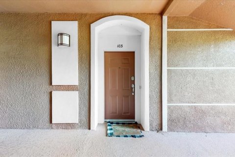 Condominio en alquiler en Davenport, Florida, 3 dormitorios, 115.94 m2 № 2284105 - foto 3