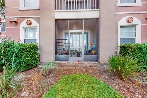 Condominio en alquiler en Davenport, Florida, 3 dormitorios, 115.94 m2 № 2284105 - foto 12