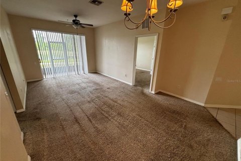 Condominio en alquiler en Davenport, Florida, 3 dormitorios, 115.94 m2 № 2284105 - foto 5