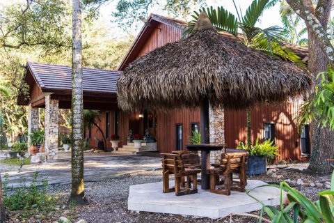 Casa en venta en Homestead, Florida, 6 dormitorios, 327.67 m2 № 2027373 - foto 23