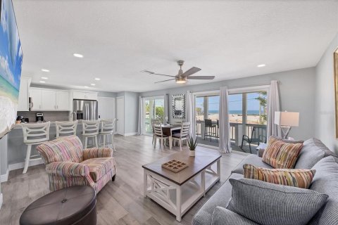 Immobilier commercial à vendre à Englewood, Floride: 4 chambres, 154.59 m2 № 1846414 - photo 9