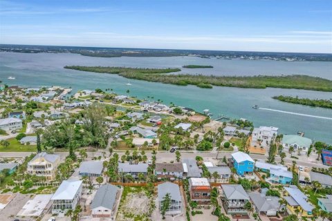 Immobilier commercial à vendre à Englewood, Floride: 4 chambres, 154.59 m2 № 1846414 - photo 2
