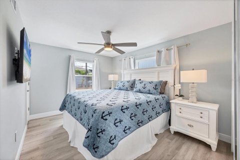 Immobilier commercial à vendre à Englewood, Floride: 4 chambres, 154.59 m2 № 1846414 - photo 17