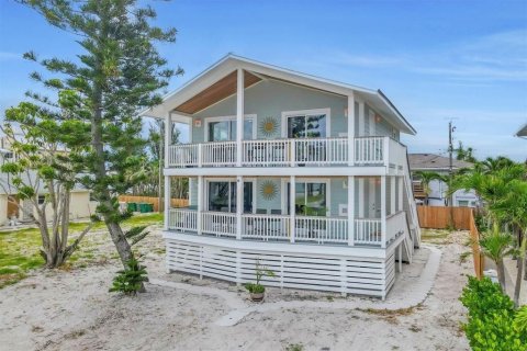 Immobilier commercial à vendre à Englewood, Floride: 4 chambres, 154.59 m2 № 1846414 - photo 1