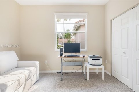 Villa ou maison à vendre à Sunrise, Floride: 2 chambres, 122.63 m2 № 1992960 - photo 12