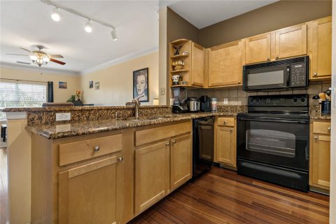 Condo in Tampa, Florida, 1 bedroom  № 1785300 - photo 5