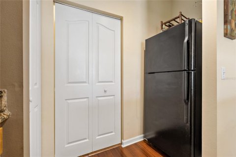 Condo in Tampa, Florida, 1 bedroom  № 1785300 - photo 6