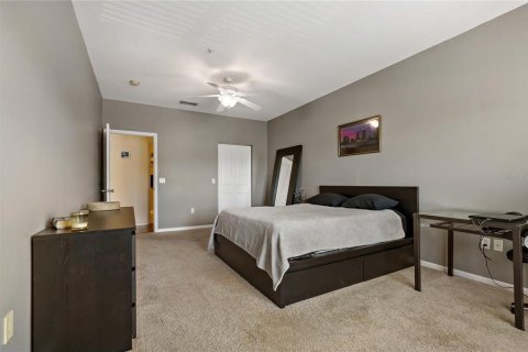Condo in Tampa, Florida, 1 bedroom  № 1785300 - photo 19