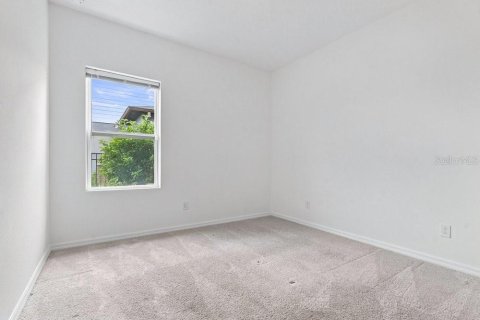 Villa ou maison à vendre à Minneola, Floride: 4 chambres, 177.07 m2 № 2408462 - photo 30