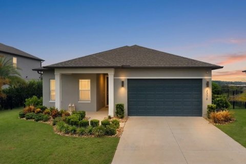 Villa ou maison à Minneola, Floride 4 chambres, 177.07 m2 № 2408462