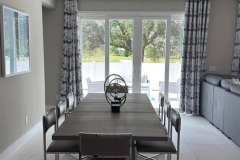 Condo in Four Corners, Florida, 4 bedrooms  № 1805394 - photo 1