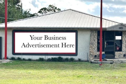 Propiedad comercial en alquiler en Edgewater, Florida, 162.76 m2 № 1555886 - foto 1