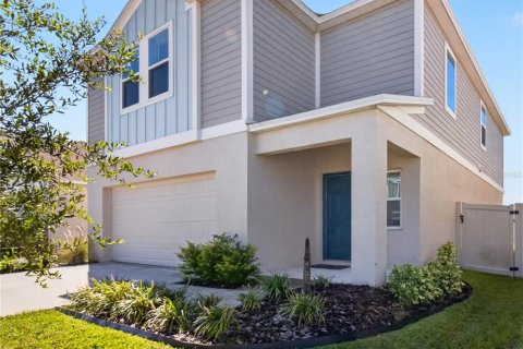 House in Wesley Chapel, Florida 4 bedrooms, 206.8 sq.m. № 2351703