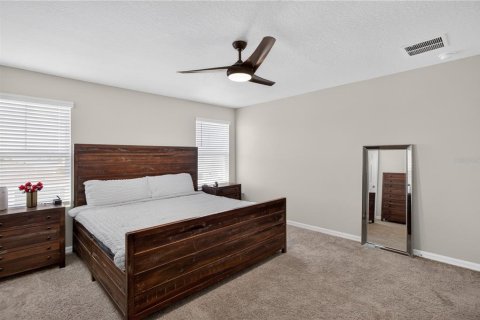 House in Wesley Chapel, Florida 4 bedrooms, 206.8 sq.m. № 2351703 - photo 22