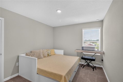 House in Wesley Chapel, Florida 4 bedrooms, 206.8 sq.m. № 2351703 - photo 25
