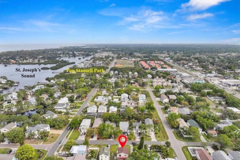 Casa en venta en Palm Harbor, Florida, 3 dormitorios, 141.4 m2 № 1593284 - foto 2