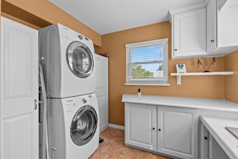 Casa en venta en Palm Harbor, Florida, 3 dormitorios, 141.4 m2 № 1593284 - foto 18