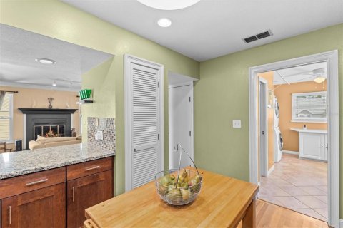 Casa en venta en Palm Harbor, Florida, 3 dormitorios, 141.4 m2 № 1593284 - foto 17