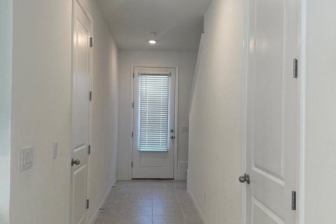 Townhouse in Davenport, Florida 3 bedrooms, 152.36 sq.m. № 2176985 - photo 22