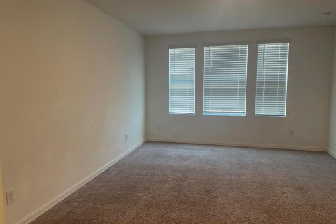 Townhouse in Davenport, Florida 3 bedrooms, 152.36 sq.m. № 2176985 - photo 28