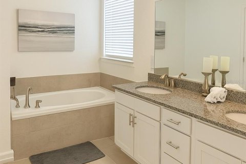House in Kissimmee, Florida 5 bedrooms, 278.34 sq.m. № 1817343 - photo 22