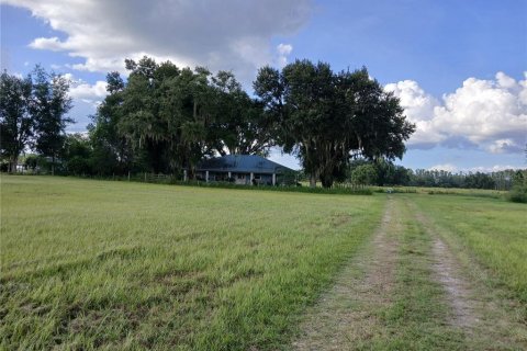 House in Groveland, Florida 3 bedrooms, 203.27 sq.m. № 1879695 - photo 1