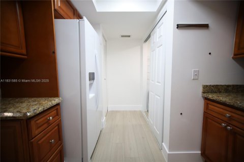 Copropriété à louer à Coral Springs, Floride: 2 chambres, 91.6 m2 № 1980644 - photo 10