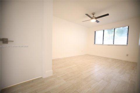 Copropriété à louer à Coral Springs, Floride: 2 chambres, 91.6 m2 № 1980644 - photo 26