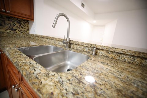 Copropriété à louer à Coral Springs, Floride: 2 chambres, 91.6 m2 № 1980644 - photo 9