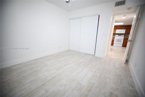 Copropriété à louer à Coral Springs, Floride: 2 chambres, 91.6 m2 № 1980644 - photo 21