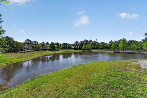 Adosado en alquiler en Tampa, Florida, 3 dormitorios, 168.71 m2 № 2102674 - foto 8