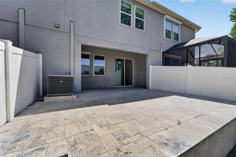 Adosado en alquiler en Tampa, Florida, 3 dormitorios, 168.71 m2 № 2102674 - foto 19