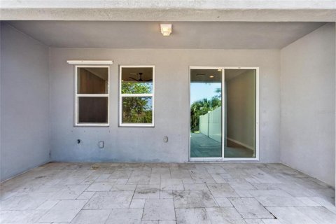 Adosado en alquiler en Tampa, Florida, 3 dormitorios, 168.71 m2 № 2102674 - foto 17