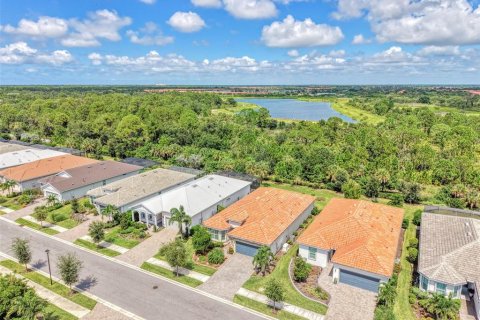 House in Englewood, Florida 3 bedrooms, 176.7 sq.m. № 2396176 - photo 4