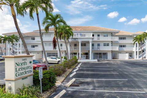 Condo in Lauderdale-by-the-Sea, Florida, 1 bedroom  № 1704205 - photo 15