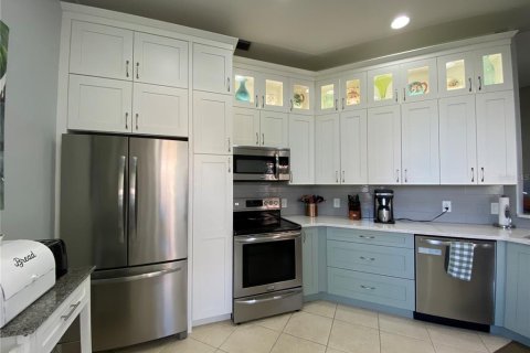 House in Punta Gorda, Florida 2 bedrooms, 122.35 sq.m. № 1918515 - photo 7