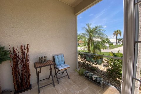 House in Punta Gorda, Florida 2 bedrooms, 122.35 sq.m. № 1918515 - photo 26